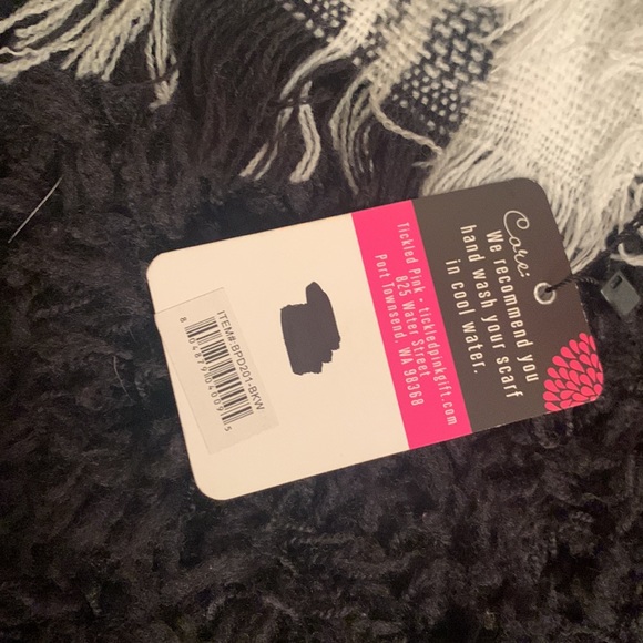 Scarf (Blanket scarf) - Picture 4 of 4